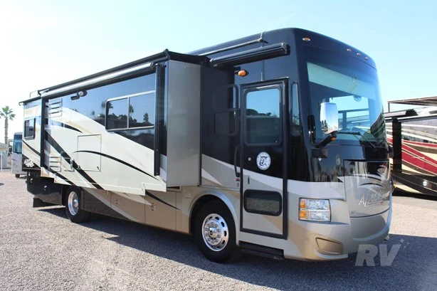 2014 Tiffin ALLEGRO RED 33AA