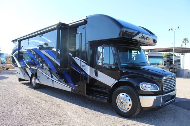 2021 Jayco SENECA 37L